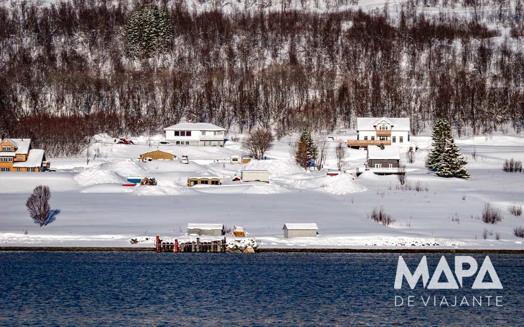 Paisagem nevada em Tromso Noruega Paisagem nevada em Tromso Noruega