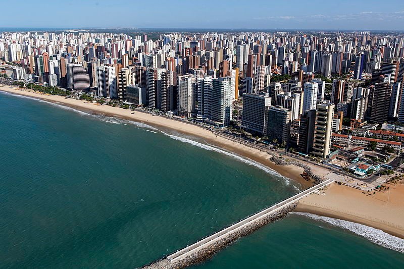 https://pt.wikipedia.org/wiki/Ficheiro:Fortaleza,_Brazil_(3).jpg Fortaleza CE