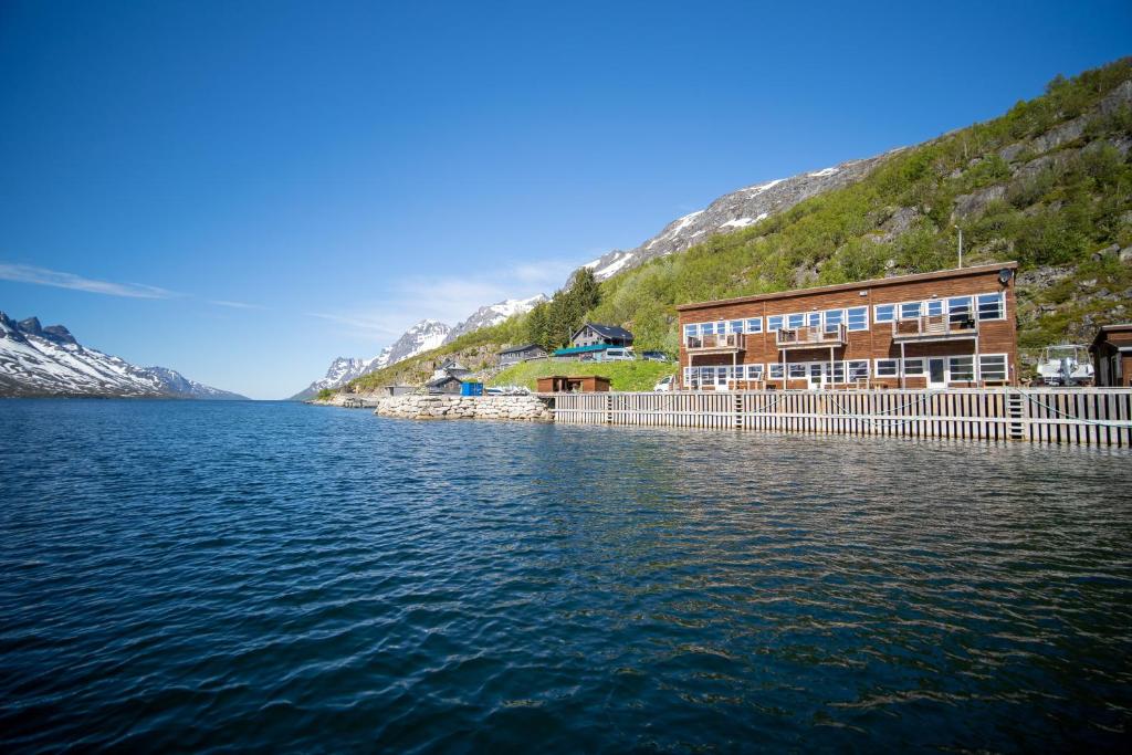 Onde-ficar-Tromso-Ersfjordbotn Brygge