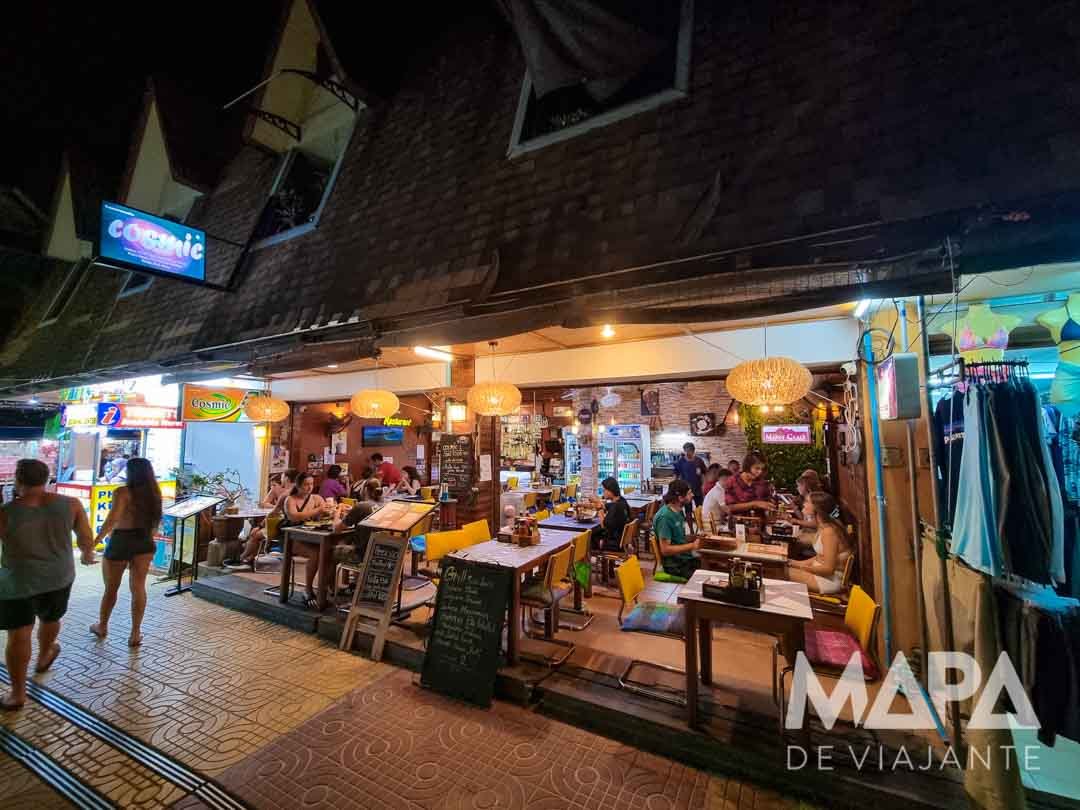 O que fazer a noite em Koh Phi Phi Island